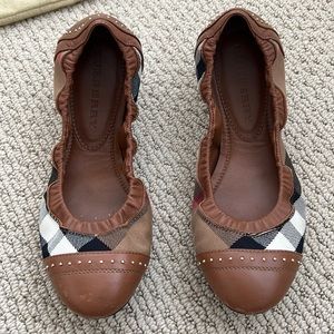 Burberry ballerina shoes